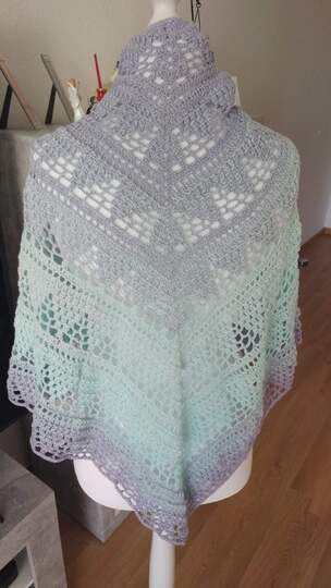 Tuch Helga häkeln Häkeltuch Dreieckstuch