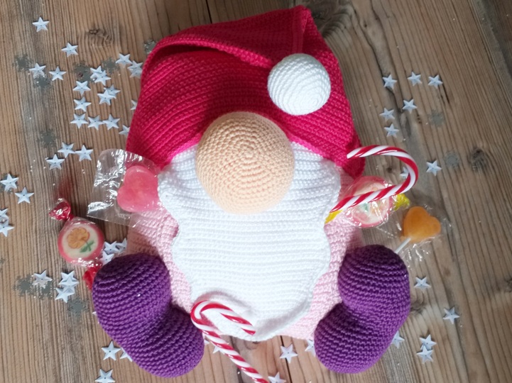 Crochet Pattern "Gnome pillow"