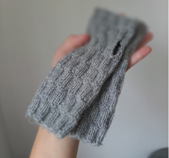 Knitting Pattern Mamas Fabulous Hand Warmer