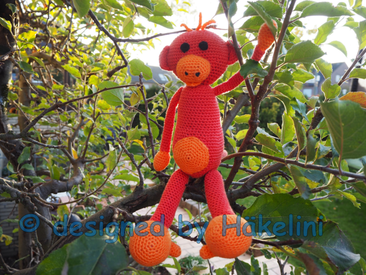 Schlenkeraffe "Coco" - Häkelanleitung von Häkelini