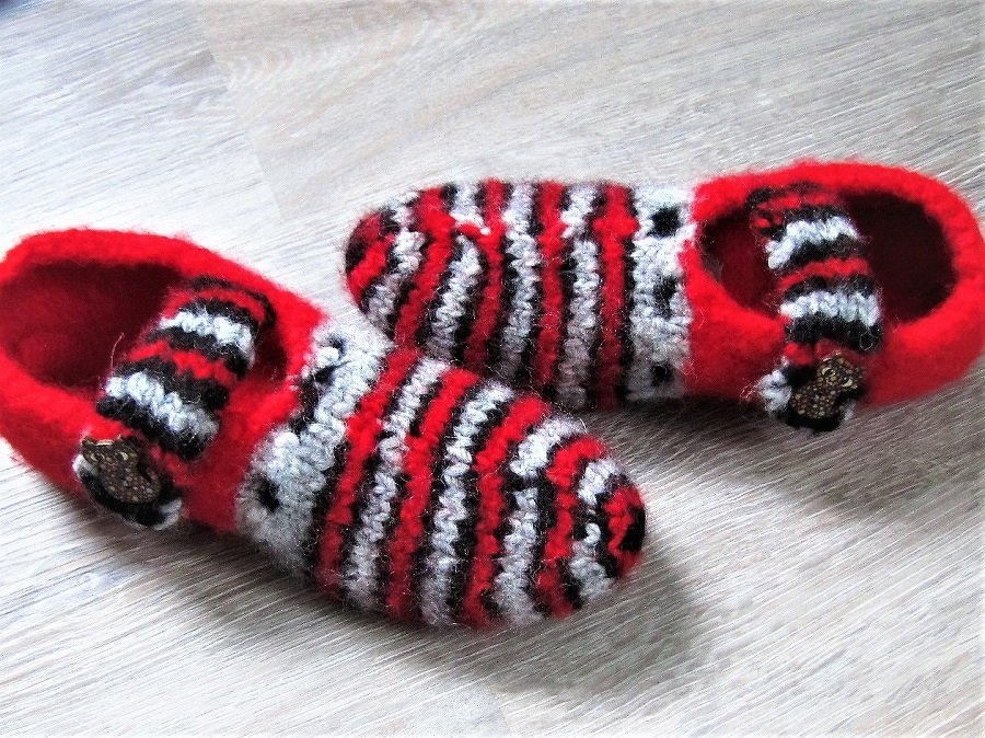 Strickanleitung_ gefilzte Hausschuhe-Riemchen - Bild 7