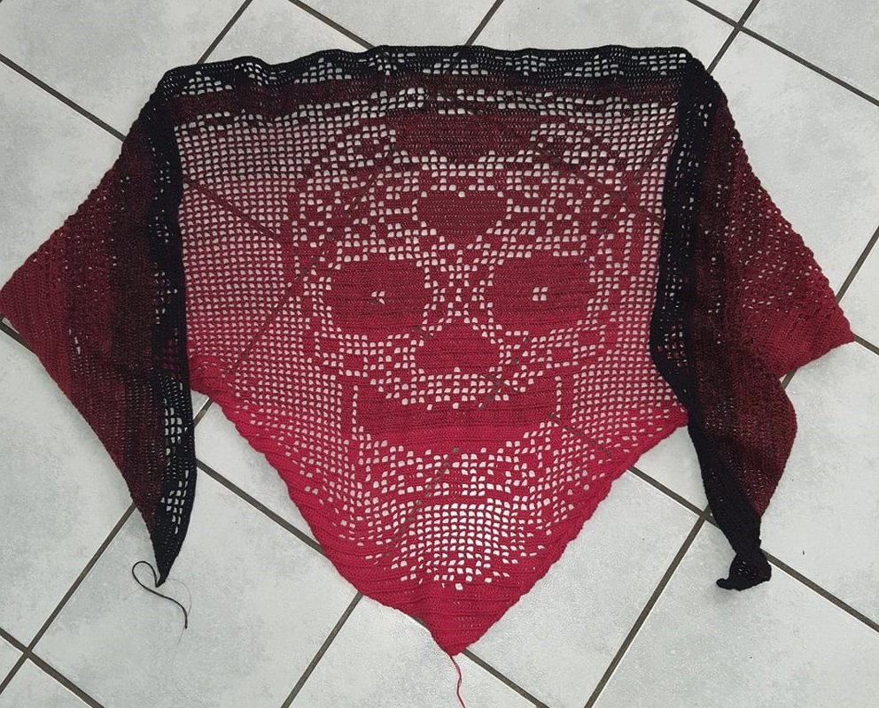 Anleitung Motivtuch Hexentopf Totenkopf Craneo Halloween