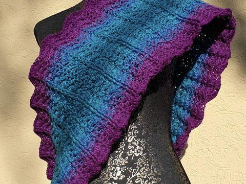One More Cuddle - Häkelanleitung unisex Schal & Loop mit 3D-Effekt