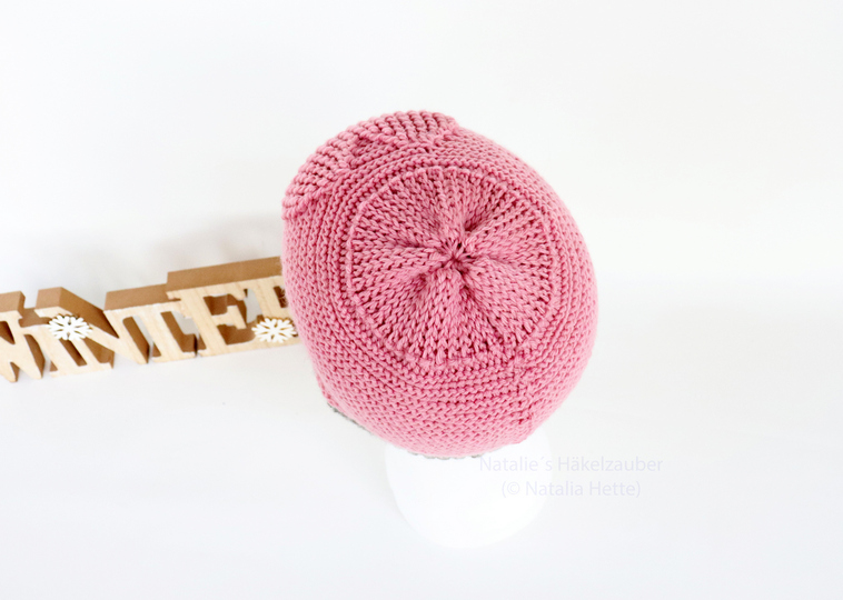 Mütze mit dem Herz (alle Gr., stricklook)