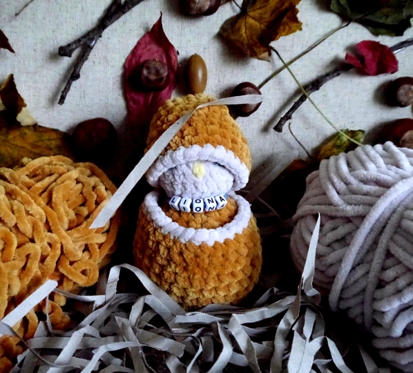 Küken im Ei - Rassel - Häkelanleitung