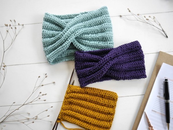 Knitting Pattern - Headband NIA - No.245E