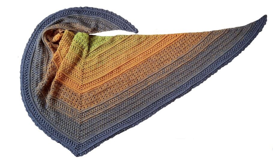 Häkelanleitung flaches und dichtes Dreieckstuch Little beauty