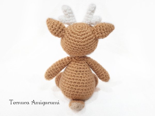 Crochet pattern small deer PDF Ternura Amigurumi English - Deutsch - Dutch