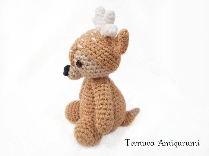 Crochet pattern small deer PDF Ternura Amigurumi English - Deutsch - Dutch