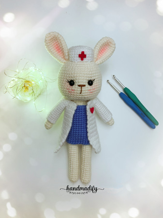 Pattern Nurses Bunny Amigurumi