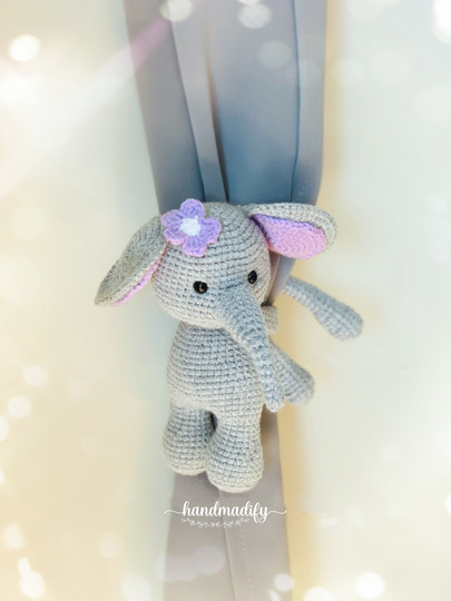 Couple Elephant Curtain Tie Back Crochet Pattern