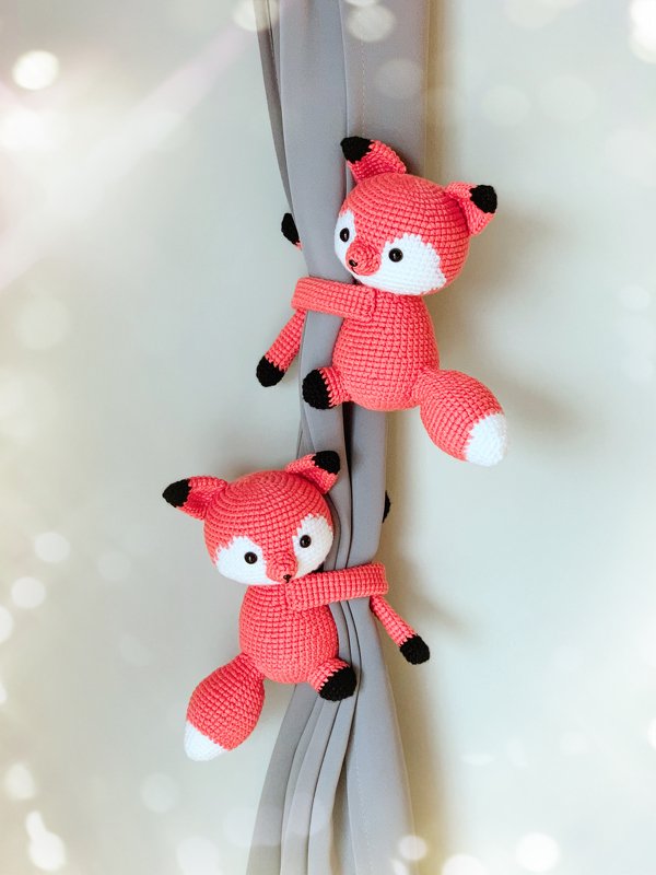 Fox Curtain Tie Back Crochet Pattern - Image 3