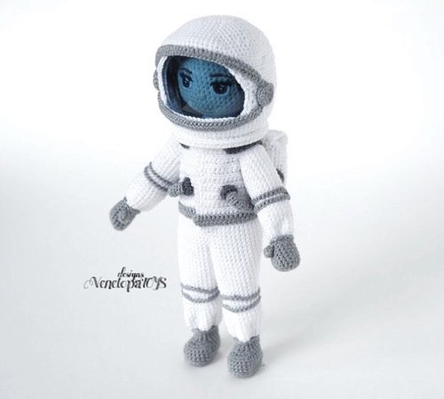 Häkelanleitung Puppe in einem Astronauten Kostüm, Deutsche Anleitung