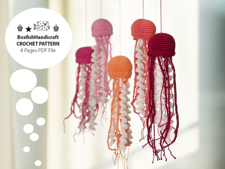 Crochet Pattern for a Amigurumi Jellyfish