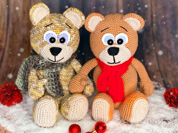 cuddling bear - crochet patterns