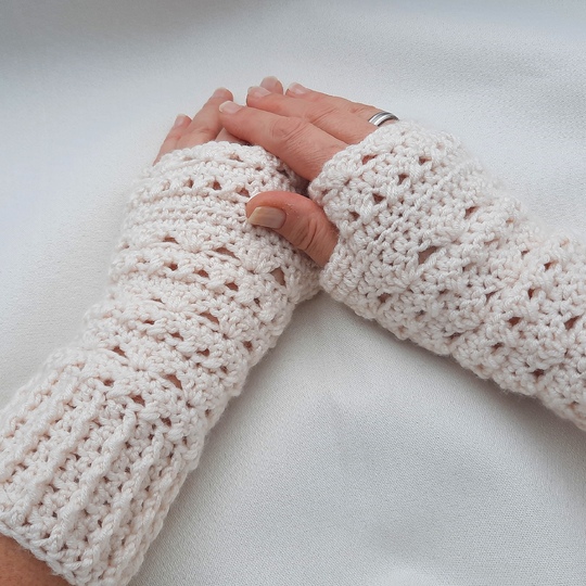 Mütze, Hand/Bein Stulpen häkeln - Winter Set "Dana" - Häkelanleitung PDF