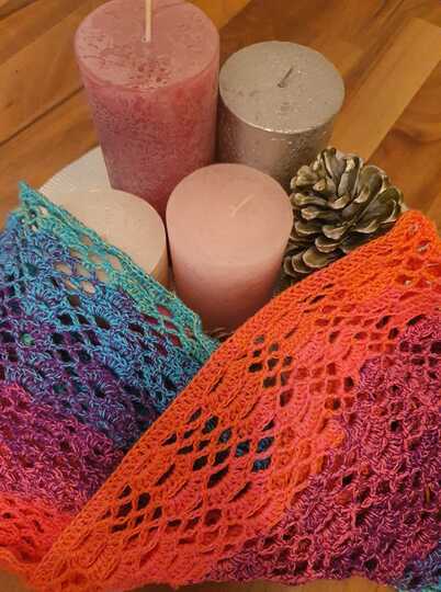 Lace Two Ways Tuch und Loop