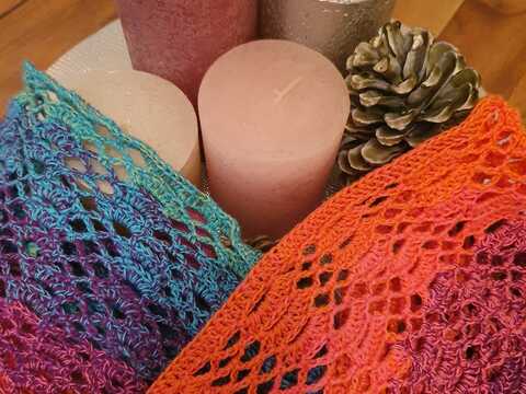 Lace Two Ways Tuch und Loop