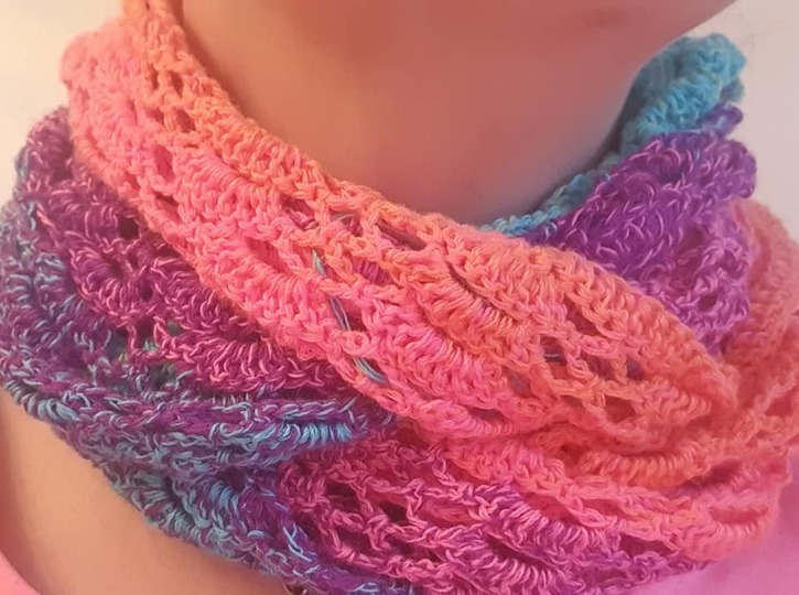 Lace Two Ways Tuch und Loop