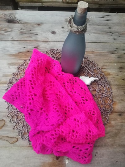 Lace Two Ways Tuch und Loop