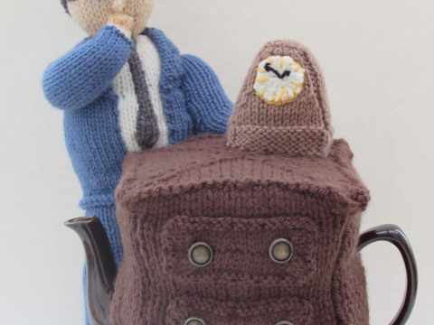 Antique Dealer Tea Cosy Knitting Pattern