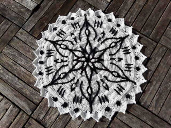 Mandala *SternenBlumE - Regenbogen* overlay crochet - Mehrlagen Technik
