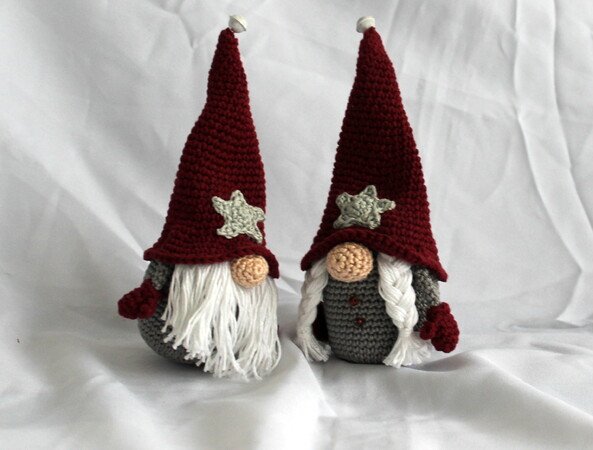 Gnome couple crochet pattern