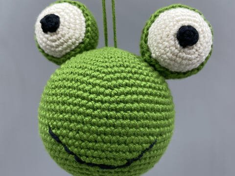 Anleitung Lustige Weihnachtskugel Frosch