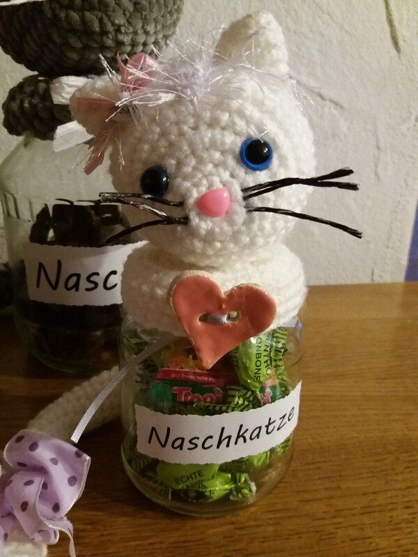 Häkelanleitung für kleine und große Naschkatzen - Bild 3