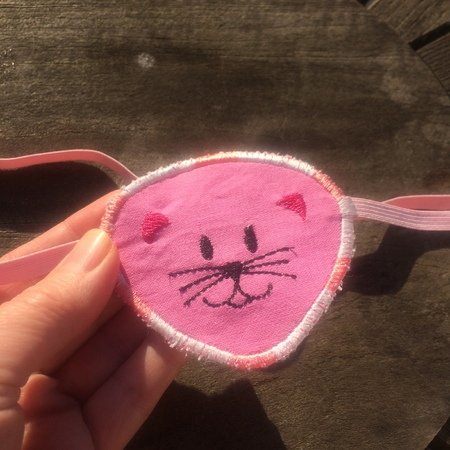 Augenklappe Katze Stickdatei ITH 10x10 cm Pirat Auge