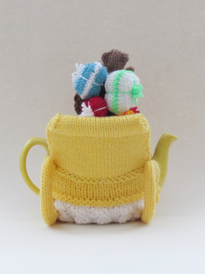 Christmas Eve Santa's Sleigh Tea Cosy Knitting Pattern