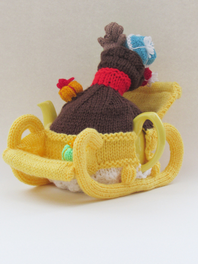 Christmas Eve Santa's Sleigh Tea Cosy Knitting Pattern