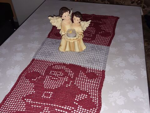 Anleitung Tischläufer Weihnachtsmann häkeln