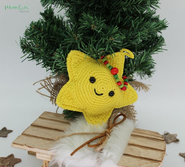 Weihnachtlicher Anhänger STERN - Häkelanleitung