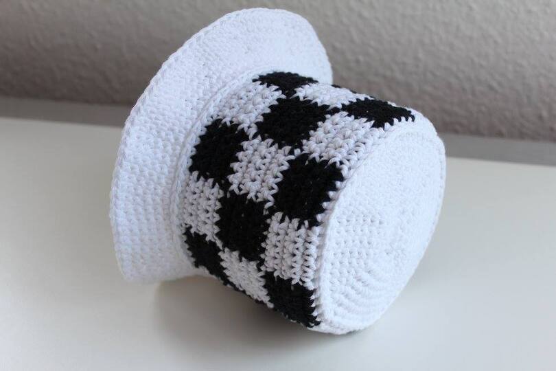 "Start / Finish" Klopapierhut häkeln PDF-Anleitung