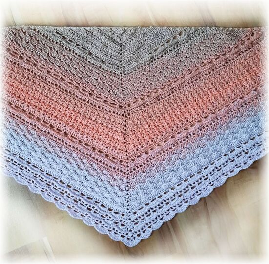 Häkelanleitung flaches dichtes Dreiecksuch Leandra