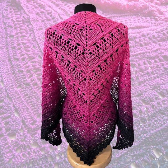 Häkelanleitung Dreieckstuch "Deep Inside"