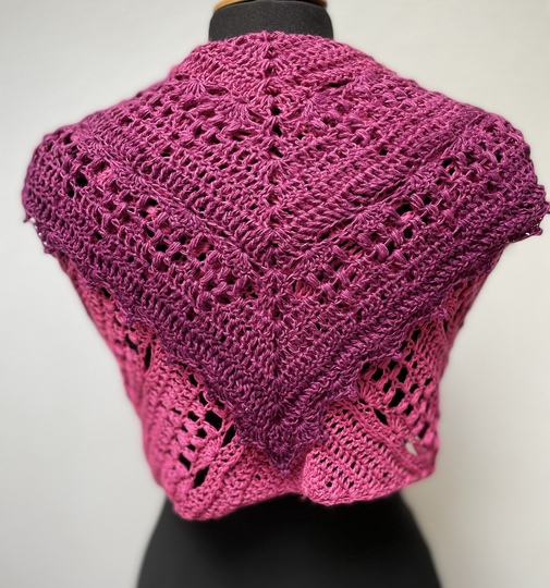 Häkelanleitung Dreieckstuch "Deep Inside"