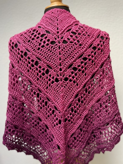 Häkelanleitung Dreieckstuch "Deep Inside"