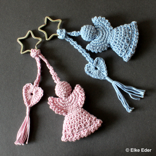 Lesezeichen / Schlüsselanhänger / Taschenbaumler "Engel mit Herz"