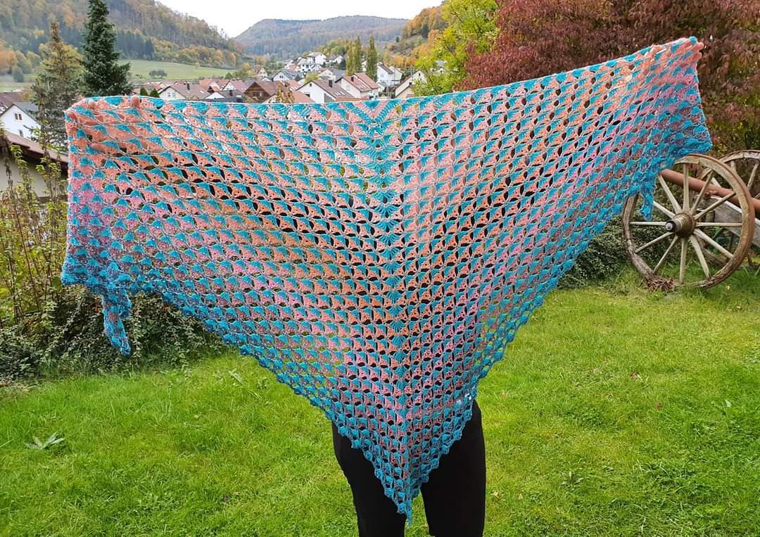 Anleitung Tuch Farbige Dreiecke - Bild 3