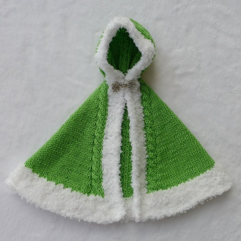 Winter cape for little dolls - Image 24
