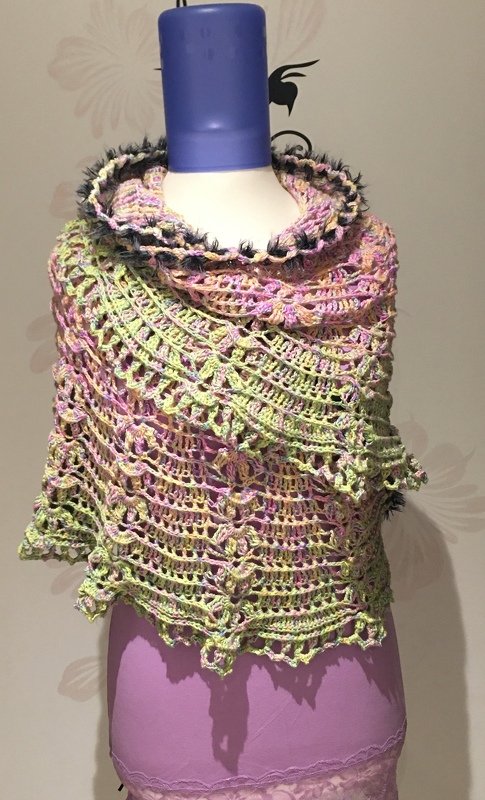 "Coupel 3-jetzt wird gehäkelt" Kapuze trifft auf Tuch - Bild 3