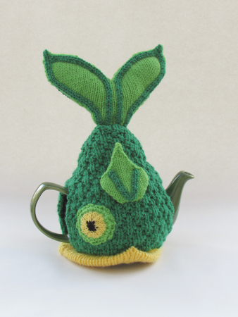 Big Fish Tea Cosy Knitting Pattern
