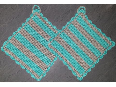 gehäkelte Topflappen mit Muschelmuster häkeln einfache Anleitung potholder