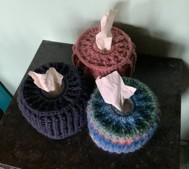 WC-Papier Spender  in 3 verschiedenen Wollestärken