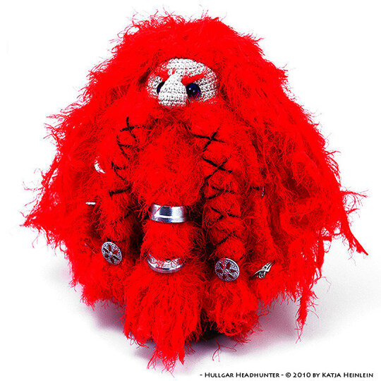 crochet pattern Hullgar Headhunter, dwarf, pdf tutorial fantasy figure