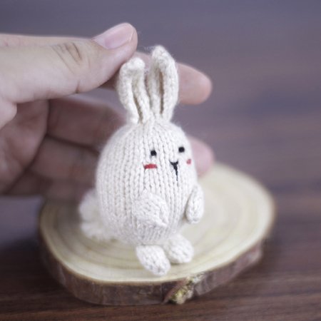 My white bunny Keychain (PDF knitting pattern)