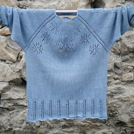 Knitting Pattern Raglan top down "Snowflakes"