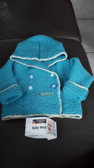 Anleitung süßes Baby-Set aus Jäckchen, Kapuzenjacke, Pullover